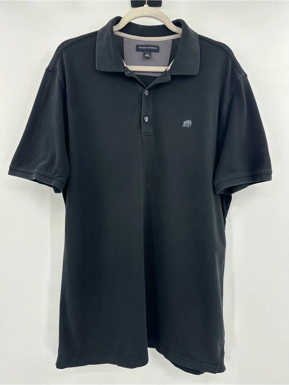 Banana Republic Men's Black Polo with Subtle Logo